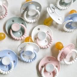 CMC 'Bubble' Dummies Oatmeal + Almond