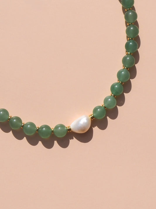 Freshwater Pearl with Green Aventurine Necklace: (Silver) Stainless Steel