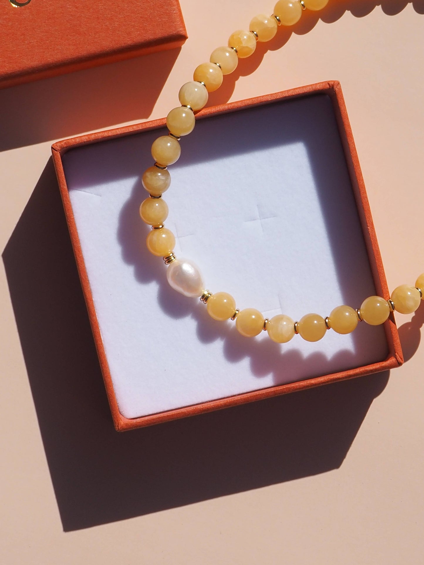 Freshwater Pearl Lemon Yellow Beaded Necklace: (Gold) 18K Gold over Stainless Steel