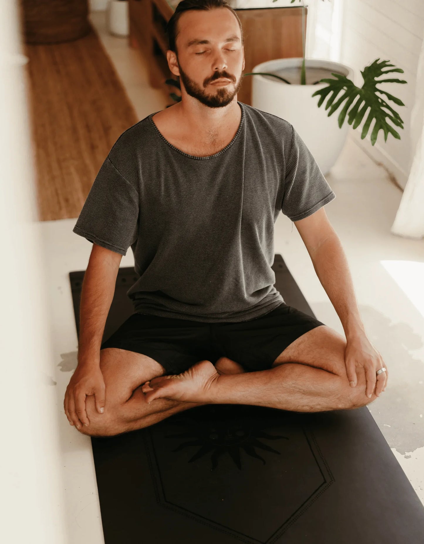 Yoga Mat Deluxe Black Yoga Mat 5 mm