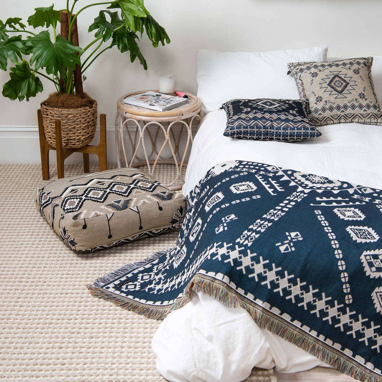 'Hey Jude' Woven Scatter Cushion Cover: 65cm x 65cm