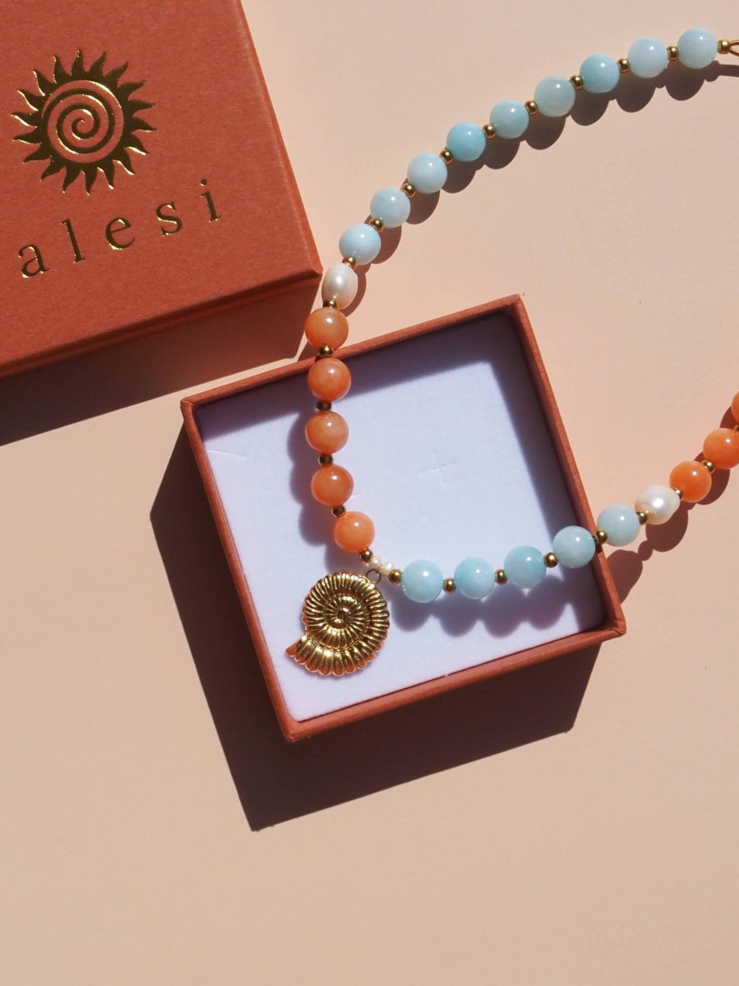 Freshwater Pearl Spiral Shell Beaded Necklace: (Gold) 18K Gold over Stainless Steel