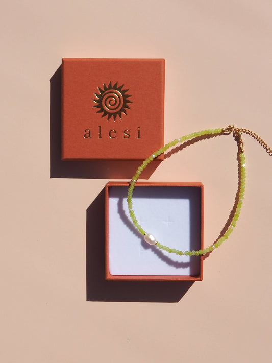 Freshwater Pearl with Lime Gemstone Beaded Necklace: (Silver) Stainless Steel