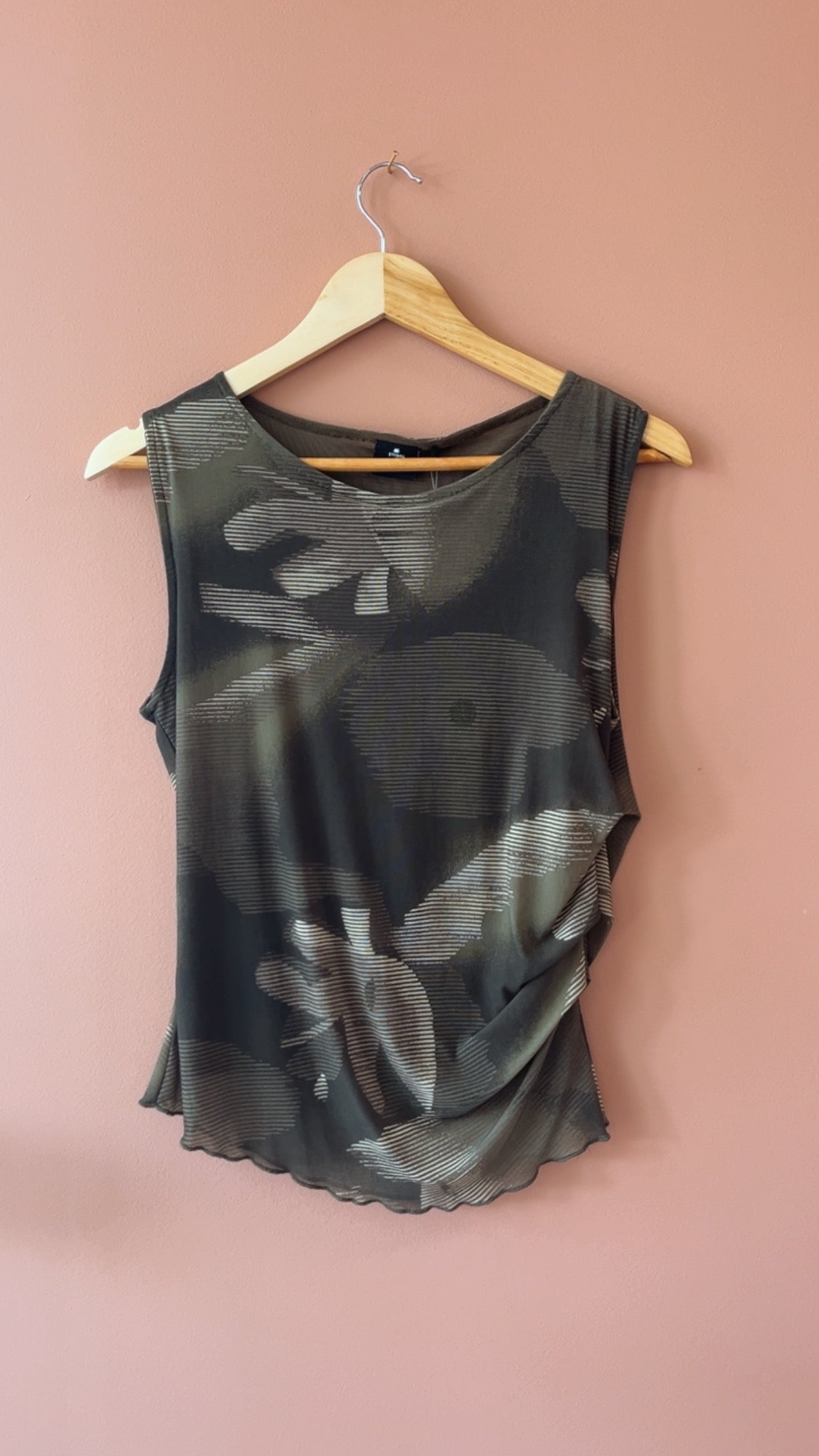 ALICE - Thrills Khaki Top