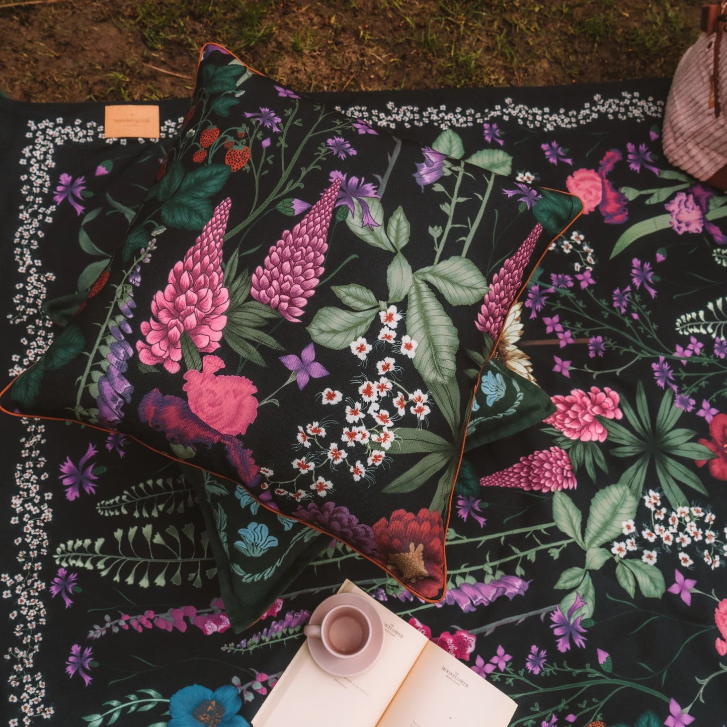 Flourish Clover Cushion