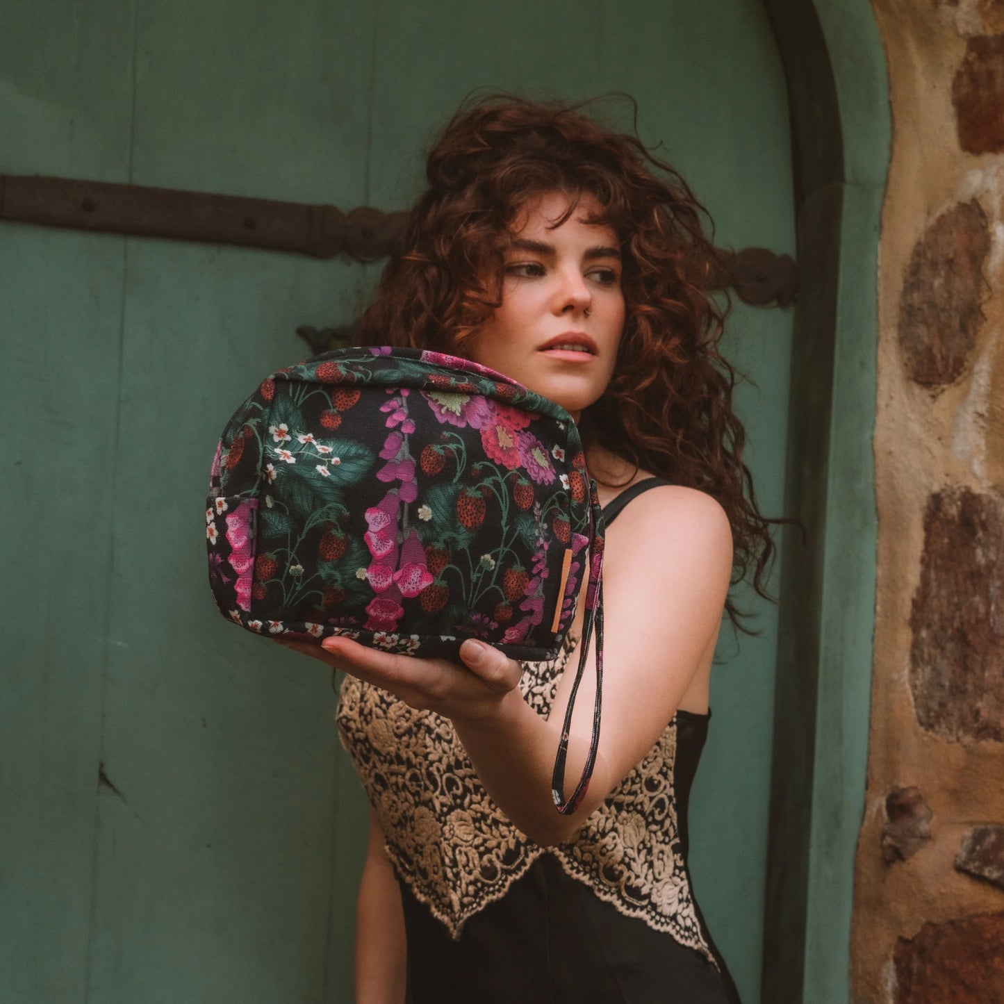 Flourish Clover Zip Bag - Small