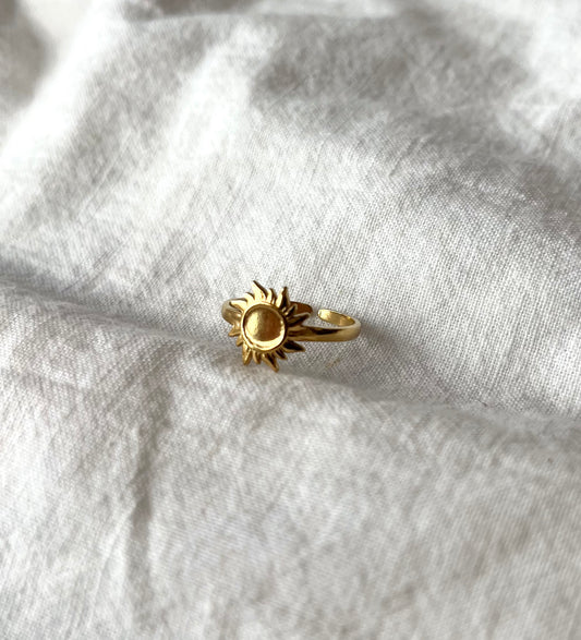 Sunny Ring
