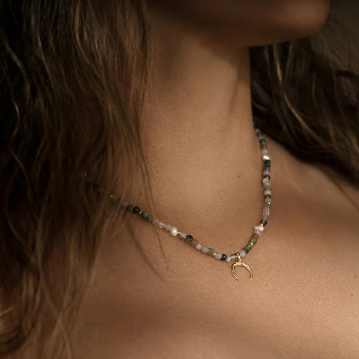 Moon Necklace – Indian Agate, Amethyst & Pearl