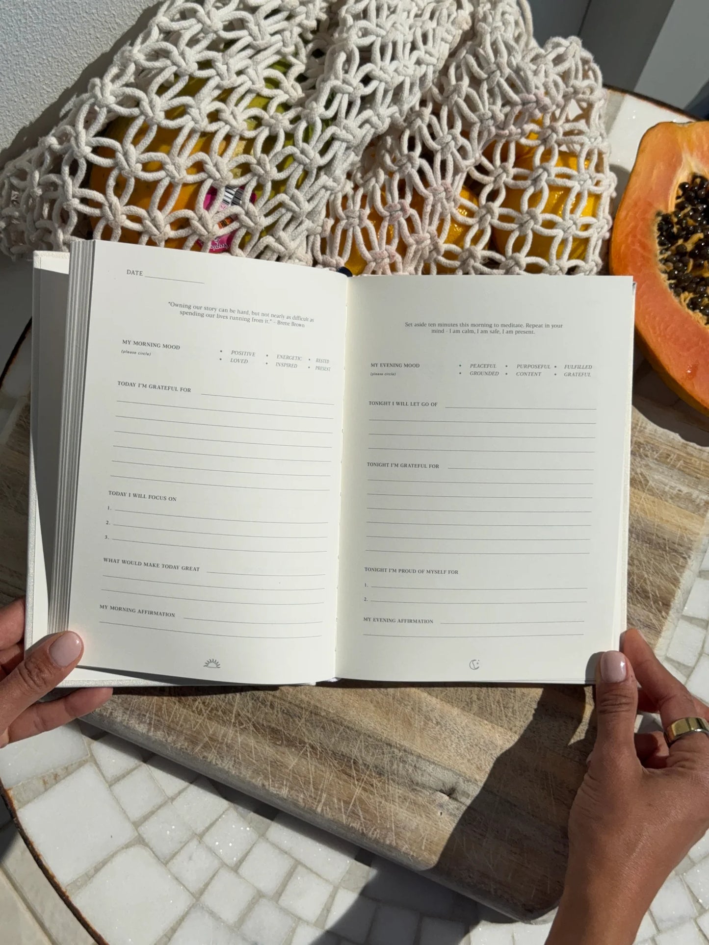 Selfdom Gratitude Journal - White