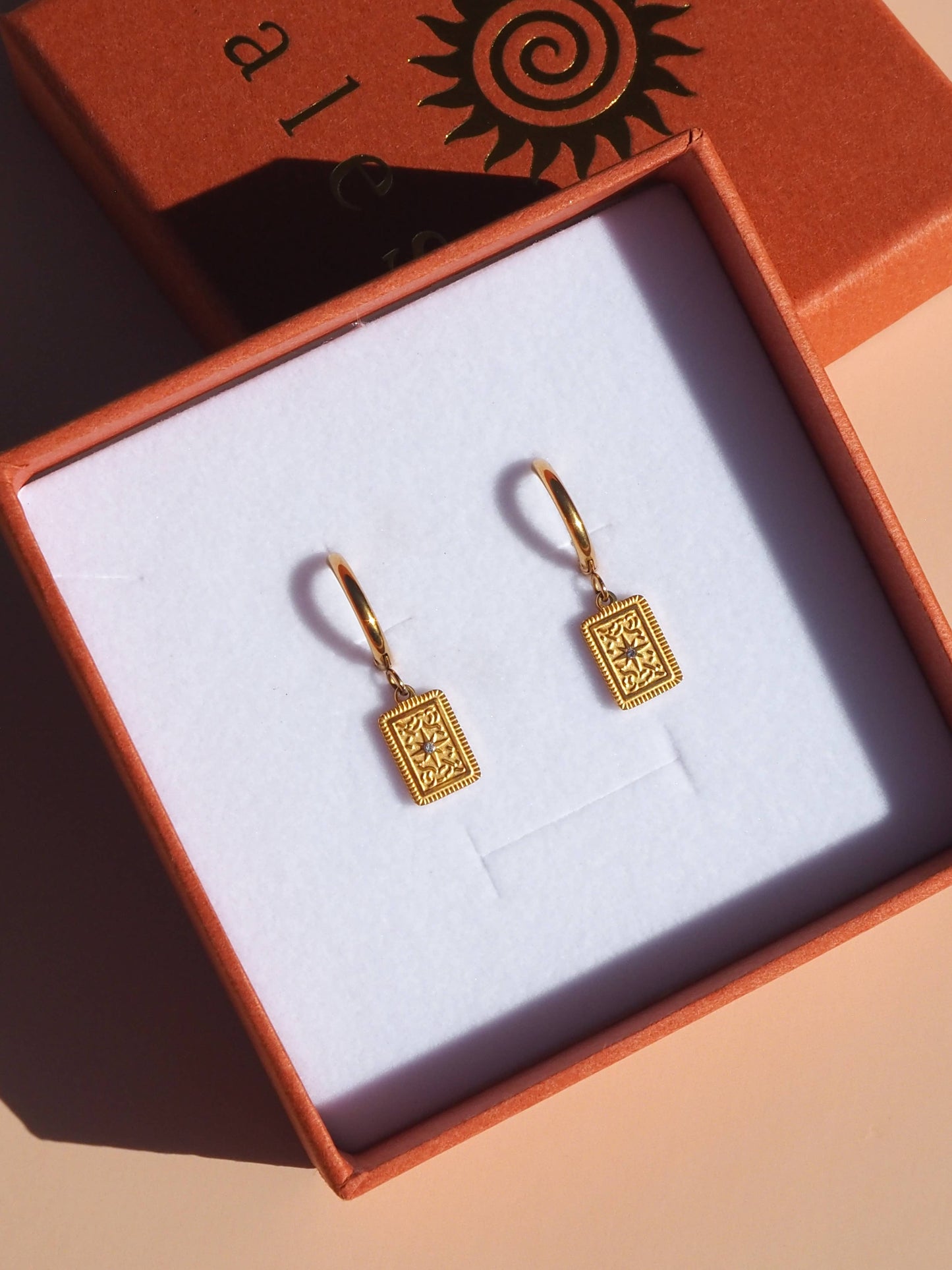 18K Gold Rectangle Zirconia Hoops