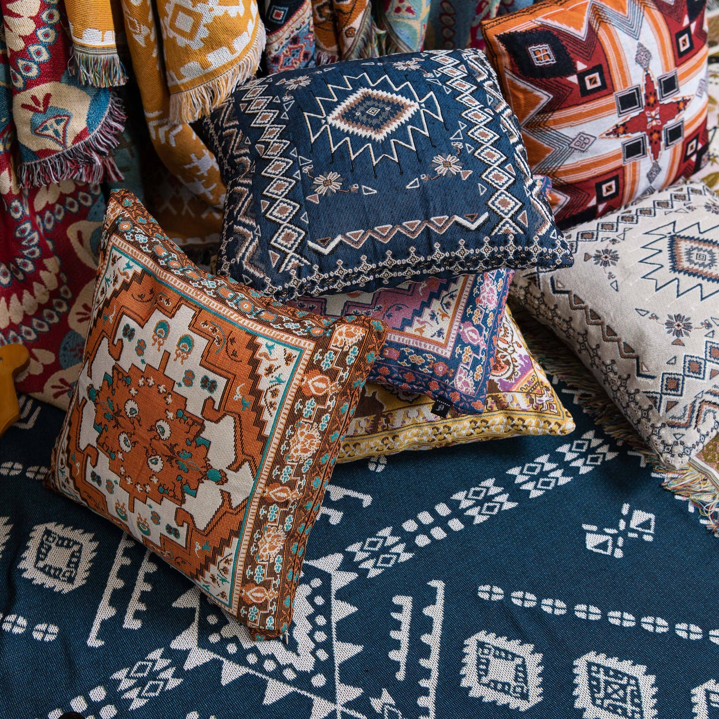 'Hey Jude' Woven Scatter Cushion Cover: 65cm x 65cm