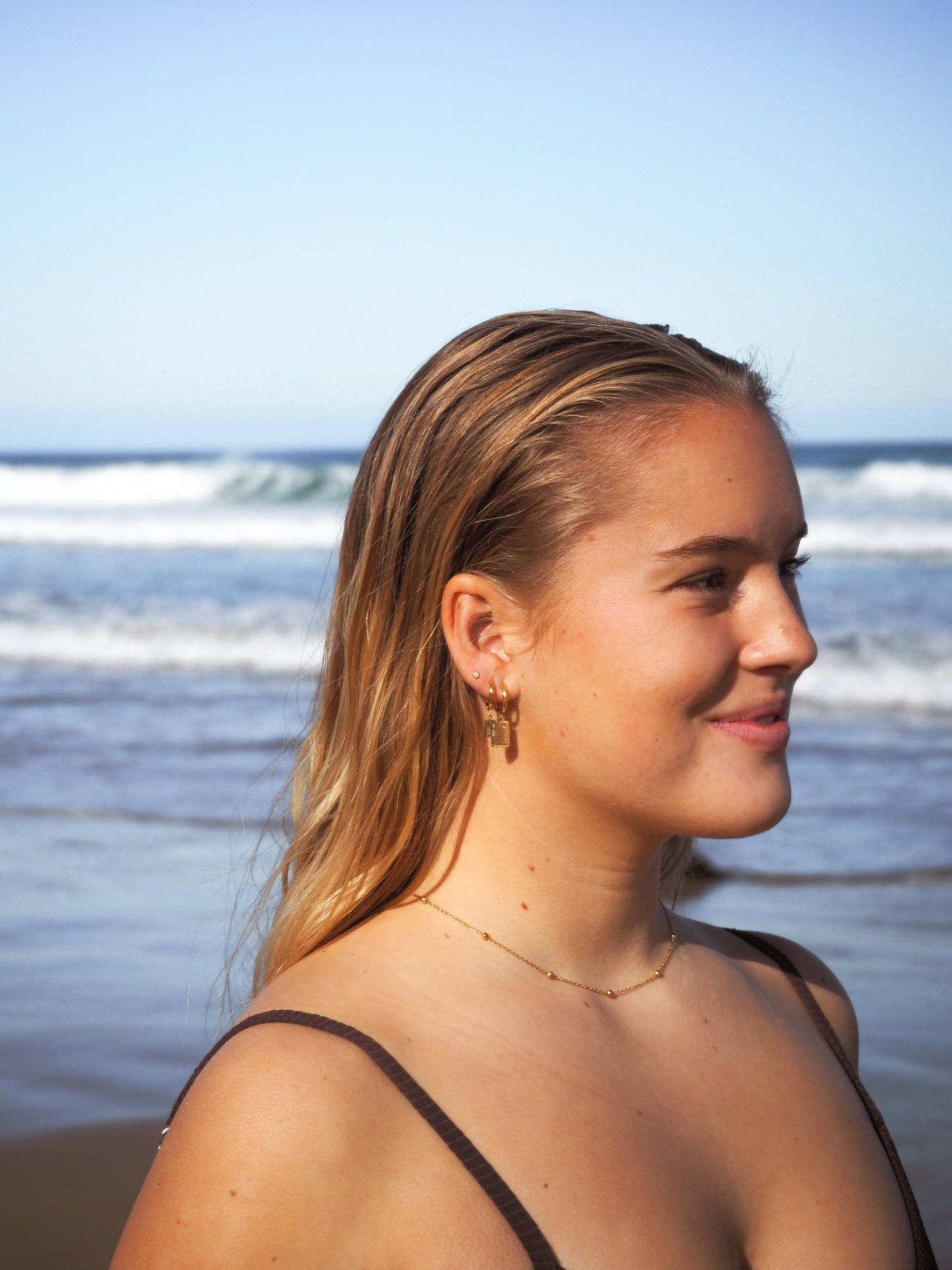 18K Gold Rectangle Zirconia Hoops