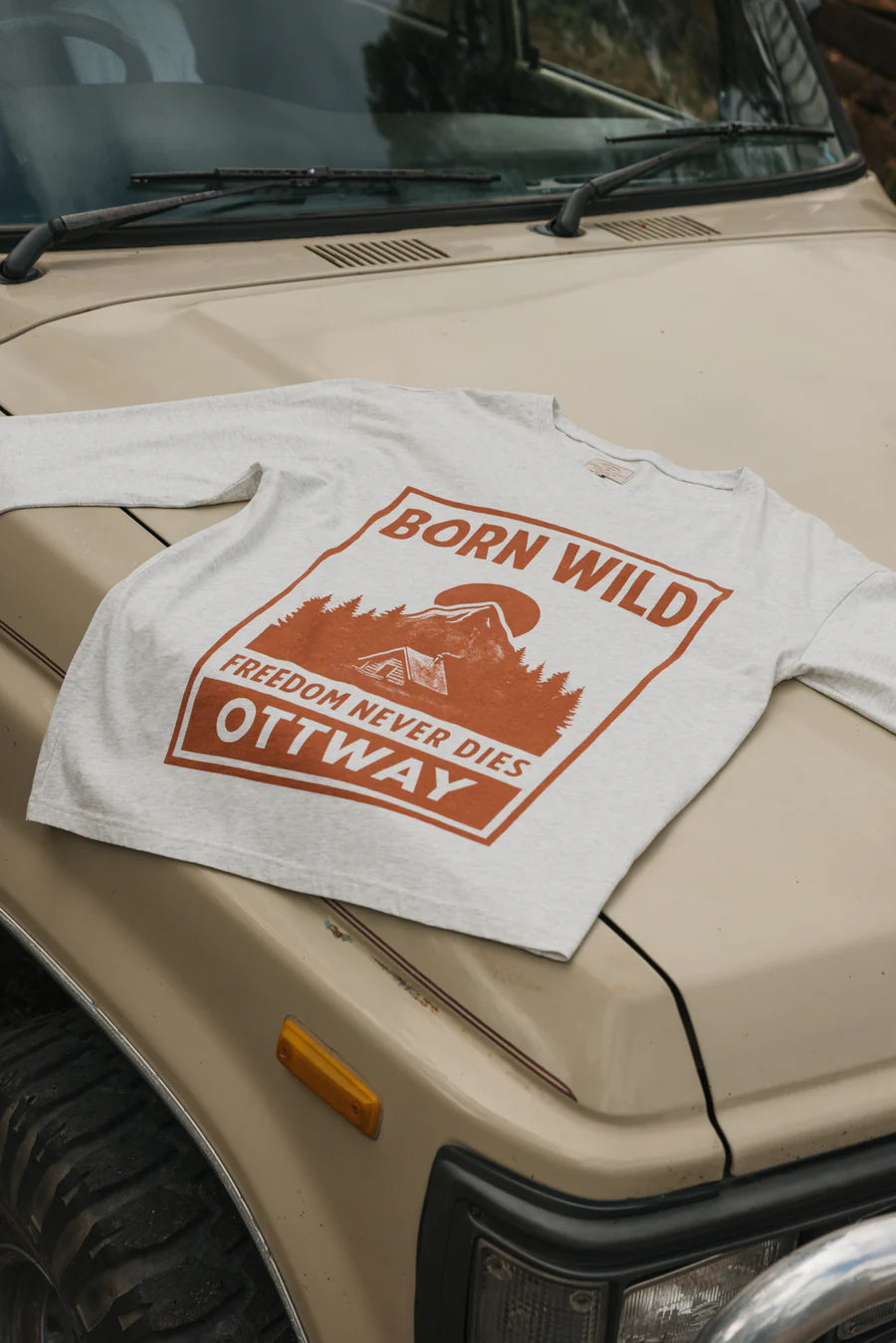 Born Wild Tee  | Unisex