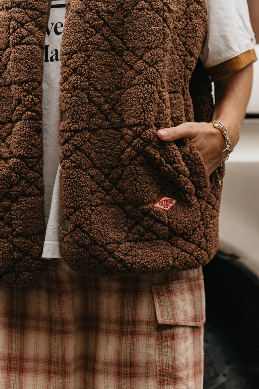 Nomad Sherpa Reversible Checked Vest Unisex - Brown