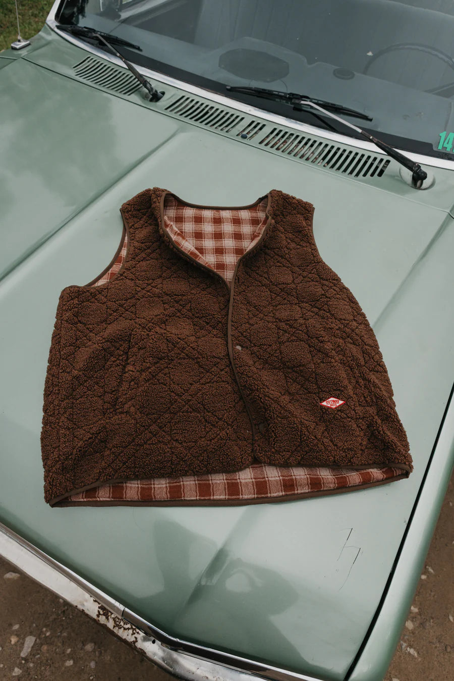 Nomad Sherpa Reversible Checked Vest Unisex - Brown