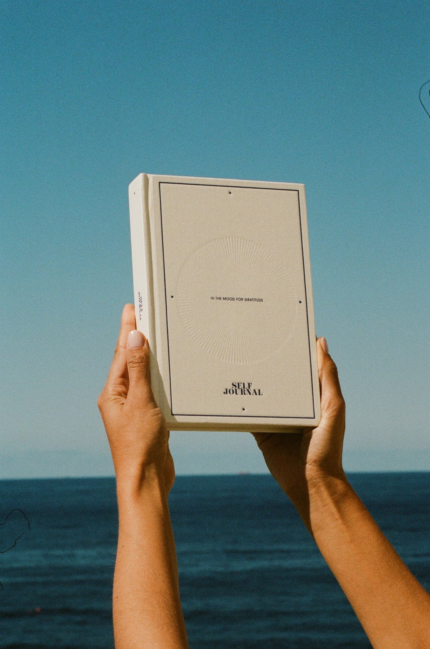 Selfdom Gratitude Journal - White